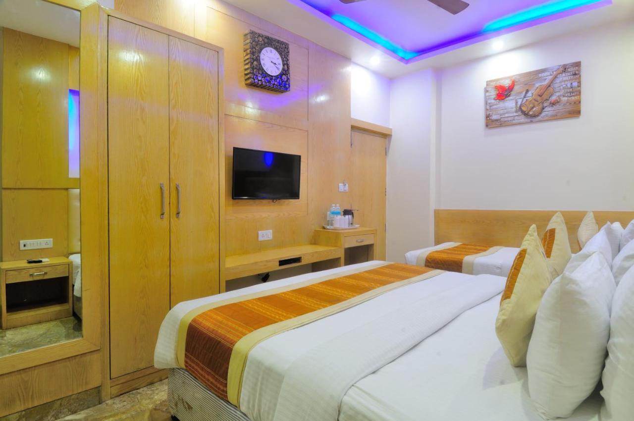Hotel Prince Palace Deluxe - Paharganj - New Delhi Exteriör bild