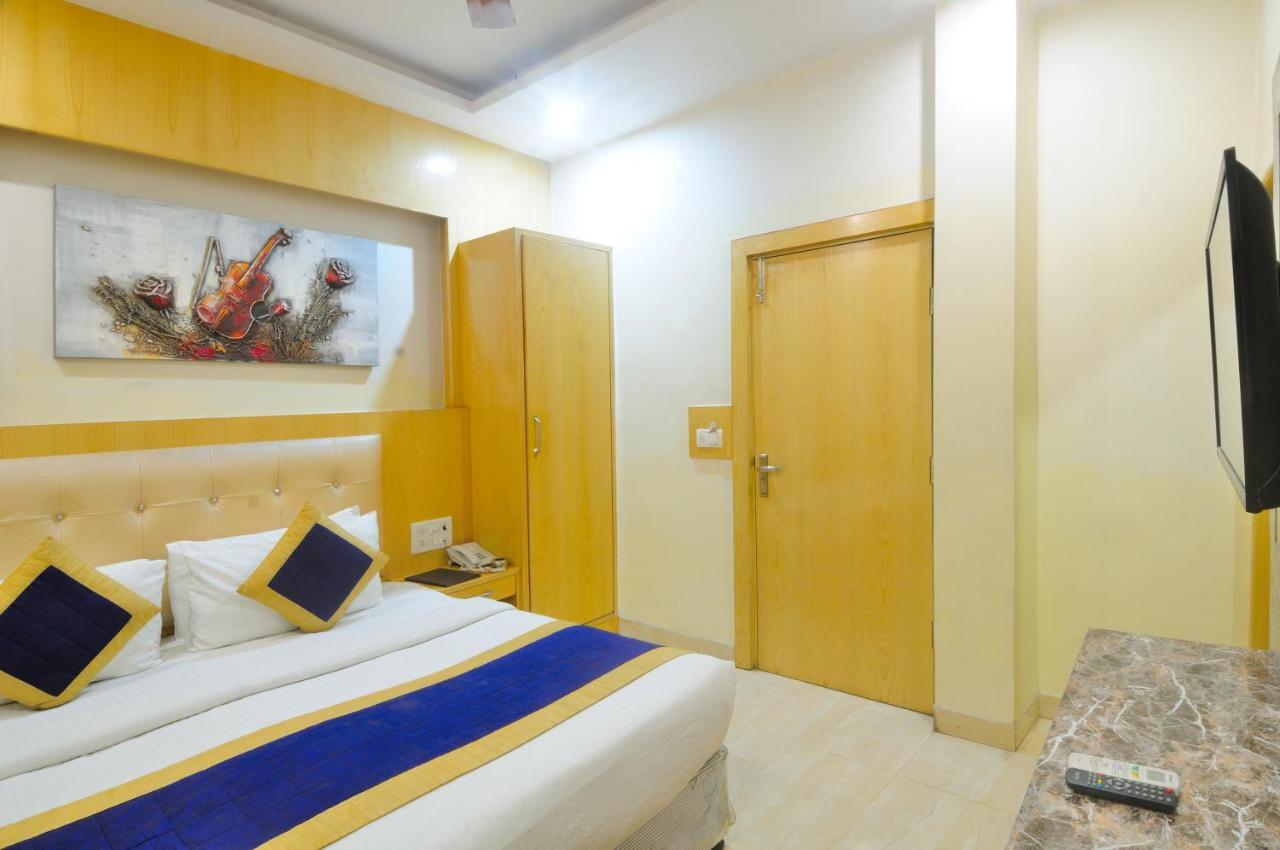 Hotel Prince Palace Deluxe - Paharganj - New Delhi Exteriör bild