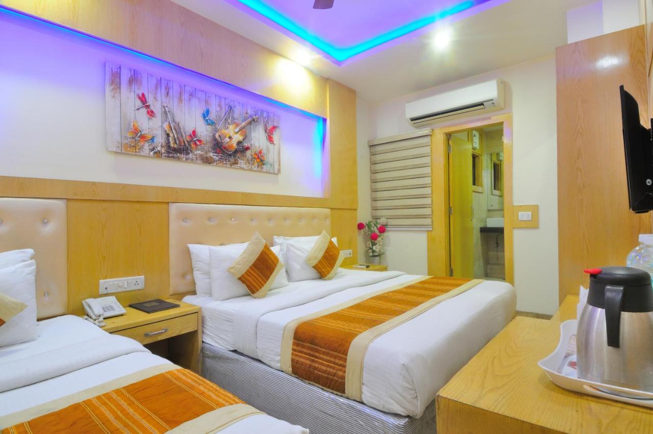 Hotel Prince Palace Deluxe - Paharganj - New Delhi Exteriör bild