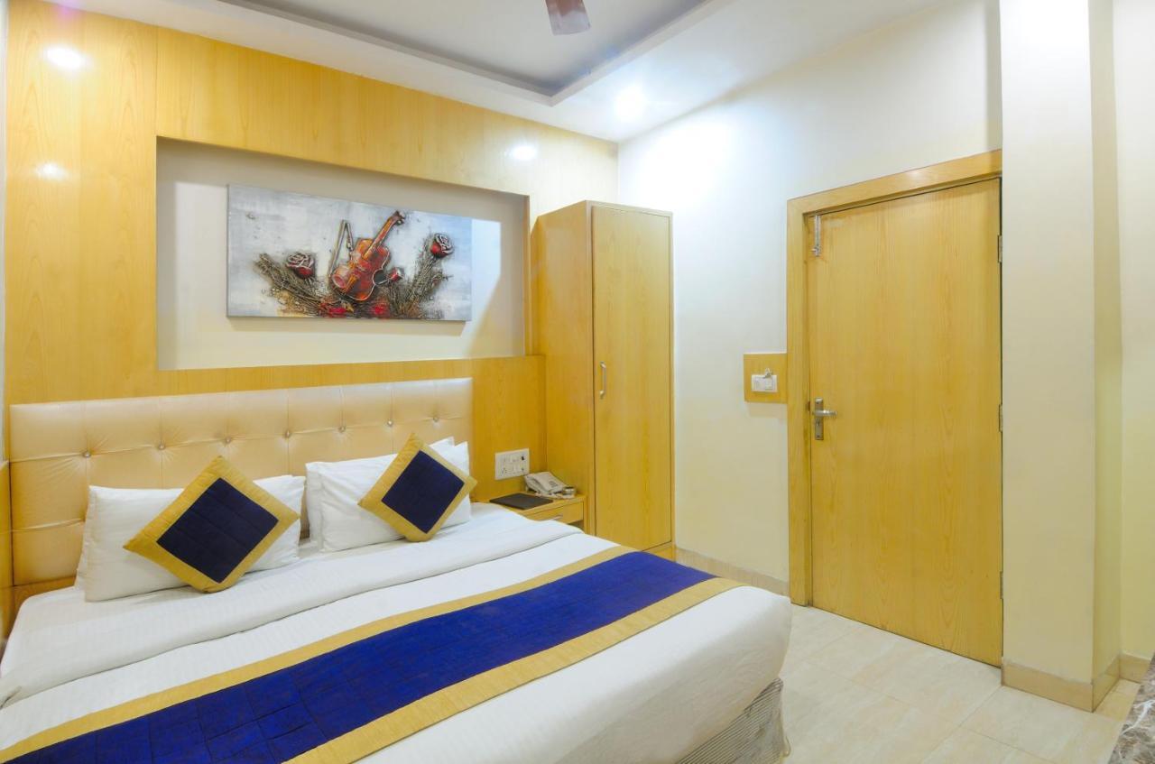 Hotel Prince Palace Deluxe - Paharganj - New Delhi Exteriör bild